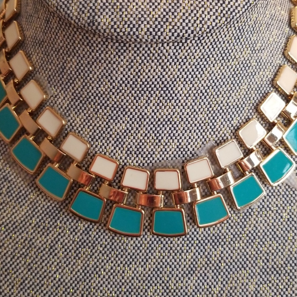 Stunning necklace